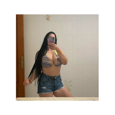 SARA HERMOSA COLOMBIANA