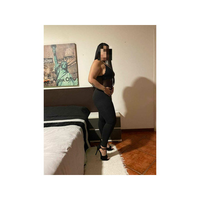 SOY EXPERTA EN LA CAMA FOLLAMOS