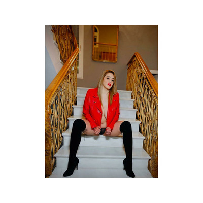 DELICIOSA MADURITA EXTROVERTIDA Y CANDENTE