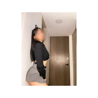 SOY HERMOSA, APRETADITA Y SEXI NUEVA