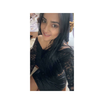 GOLOSA CON POMPIS GRANDES