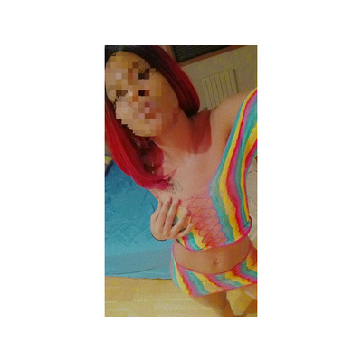 CARLA TU MULATA PELIRROJA