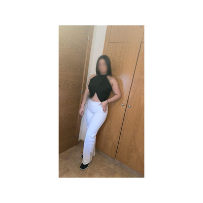 encantadora y bella latina.