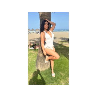 GUAPA CHICA LATINA VALENTINA