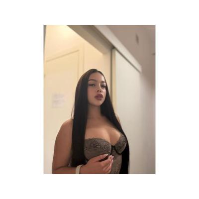 NICOLE JOVENCITA YOGURINA COLOMBIANA