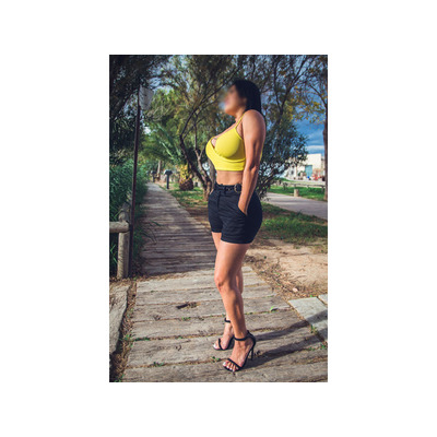 Bomba sensual latina.