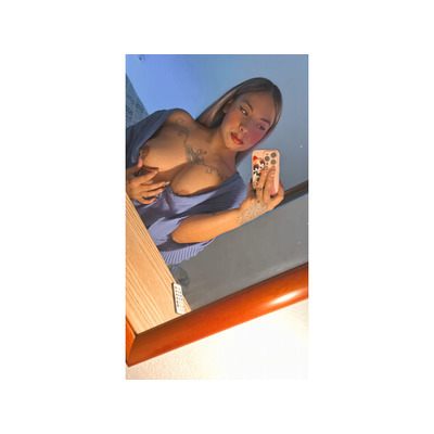 selene, rubia de paso por alzira