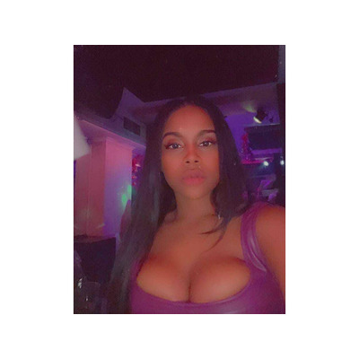 ESTEFANY! BUSCA OBRERO QUE RELLENE AGUJERO