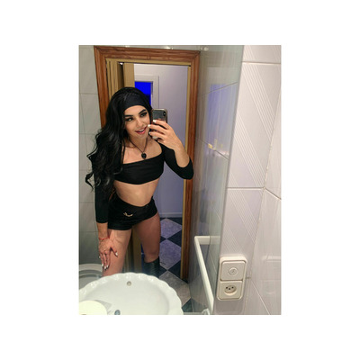 ME VEO DELICIOSA EN 4 GIMIENDO POR TI