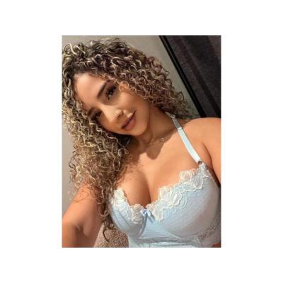 GUAPETONA, CON CUERPAZO, ATREVIDA!