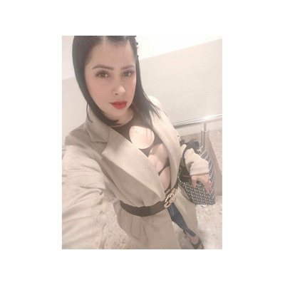 CHICA ENCANTADORA Y CON EL CUERPO MAS SENSUAL