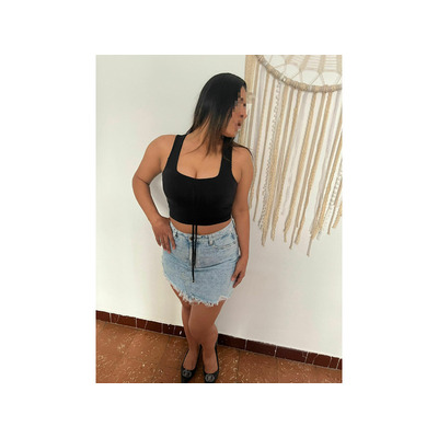 SOY LORENA EXTROVERTIDA Y JUGUETONA