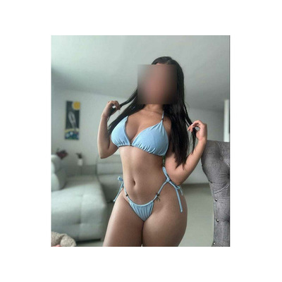 Inexperta picante muy fiestera, Salidas