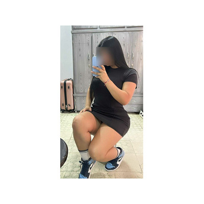 ESPECTACULAR JOVENCITA ALEGRE Y CALIENTE