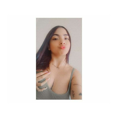 EN BUSCA DE UNA POLLA BIEN DURA Y VENUDA