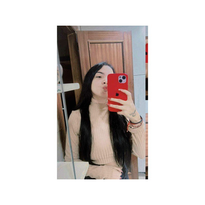 EN BUSCA DE UNA POLLA BIEN DURA Y VENUDA