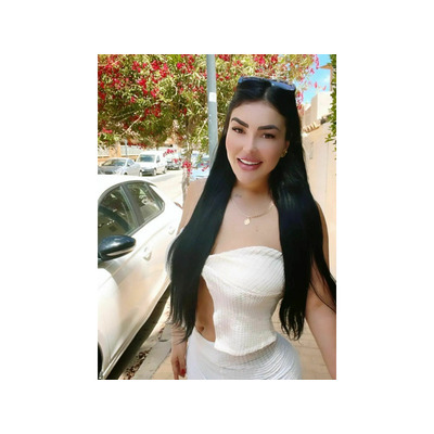 SENSUAL Y ATREVIDA CON COÑO MUY BABOSO