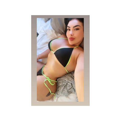 COLOMBIANA MAMA POLLAS