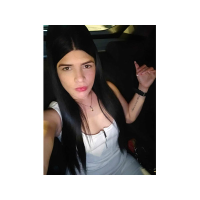 JOVENCITA FIESTERA, LISTA PARA DISFRUTAR