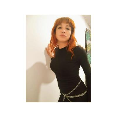 (L)  VEGA, ESPAÑOLITA CAÑERA MUY AMOROSA