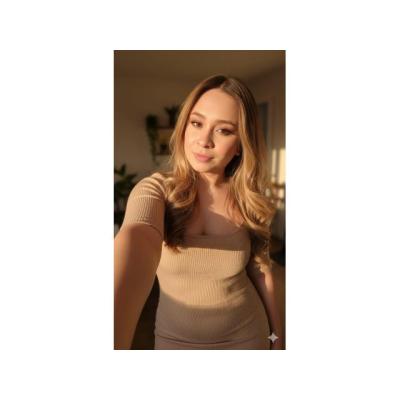 Carolina ⭐ rubia jovencita escort en elche