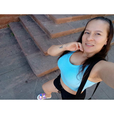 TU PUTA PERFECTA Y COMPLETA