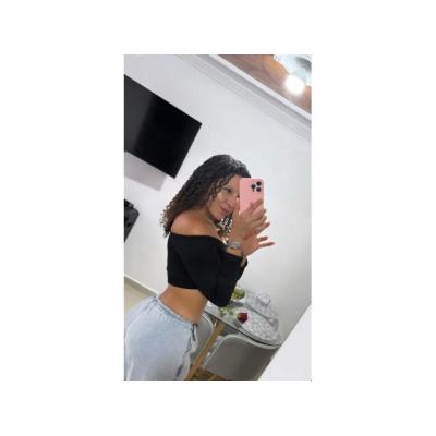 ANTONELLA, CALIENTE Y ADICTIVA