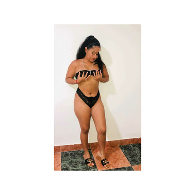 LUJURIOSA VEN A LA DIVERSION. .