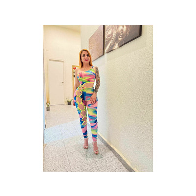 PAMELA UNA RUBIA DISPUESTA SIEMPRE