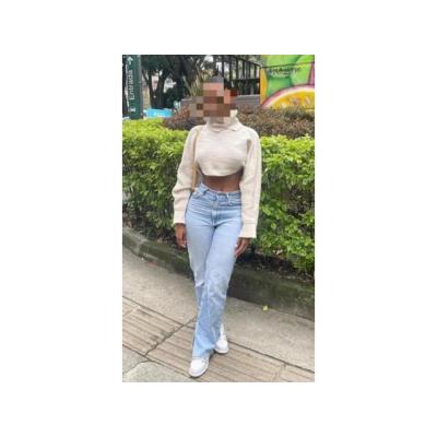 LAURA GUAPA FIESTERA LATINA 24HS