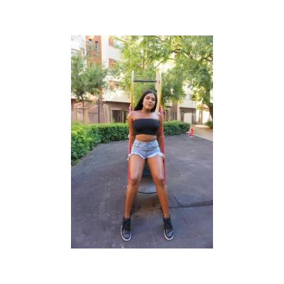 Oriana en elche y con un buen culo